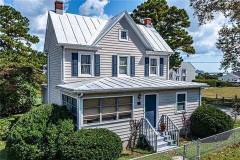 111 Taylor Avenue, Urbanna, VA 23175