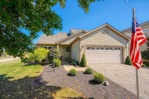 106 Purple Finch Loop, Pataskala, OH 43062