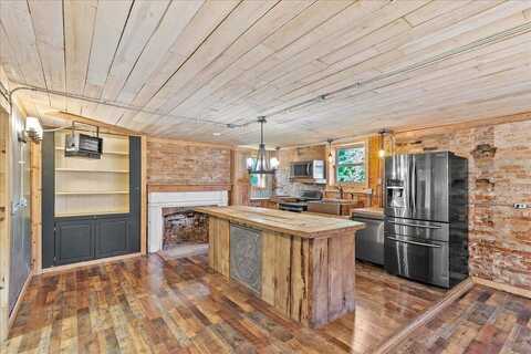 4765-4767 E National Road, Springfield, OH 45505