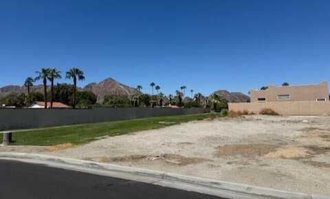 055 Saguaro Rd, La Quinta, CA 92253