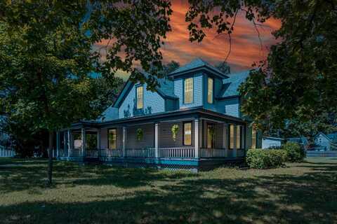 501 N Cayuga, Gladwin, MI 48624