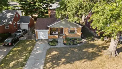 3842 Broadlawn Circle, Silverton, OH 45236