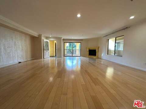 2435 Florencita Ave, Montrose, CA 91020