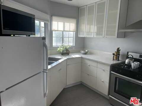 1770 Hauser Blvd, Los Angeles, CA 90019