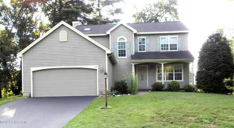17 Commons Boulevard, Halfmoon, NY 12065