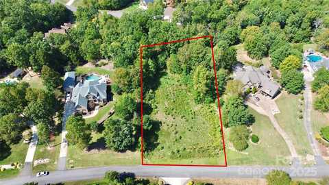 733 Cooks Cove Ridge unit: 20, Clover, SC 29710