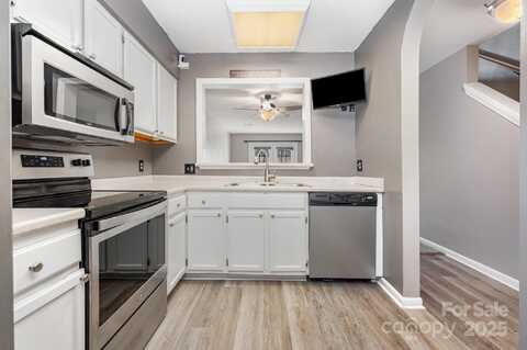 3120 Heathstead Place, Charlotte, NC 28210