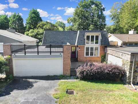 4005 Woodfox Drive, Charlotte, NC 28277
