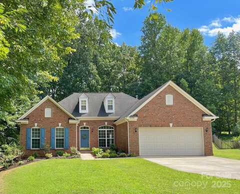 8904 Hadco Lane, Matthews, NC 28105
