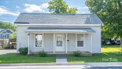 337 Brawley Avenue, Mooresville, NC 28115