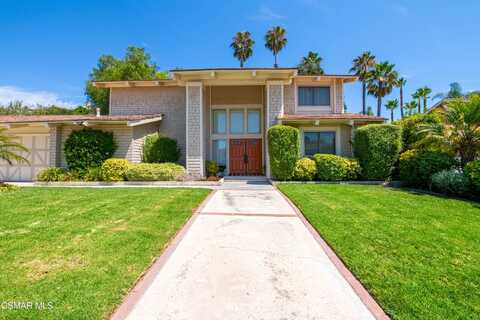 5426 Cedarhaven Drive, Agoura Hills, CA 91301
