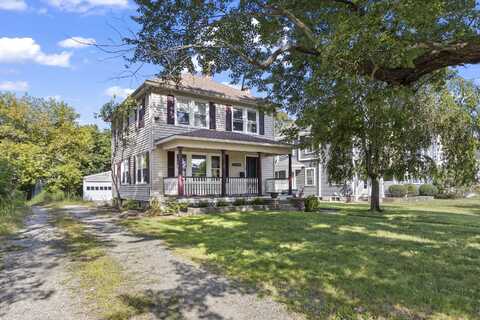 132 Grove Street, Putnam, CT 06260