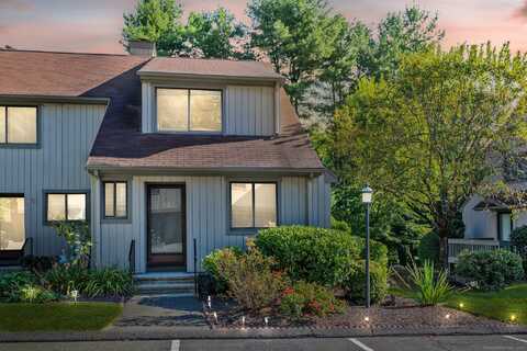 62 Cambridge Court, Beacon Falls, CT 06403