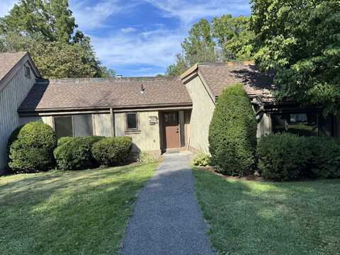 623 Heritage Village, Southbury, CT 06488