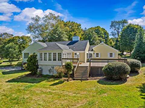 14 Horseshoe Lane, Madison, CT 06443