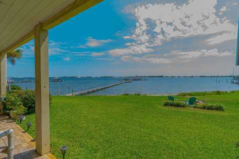 1695 W Highway 98, Mary Esther, FL 32569
