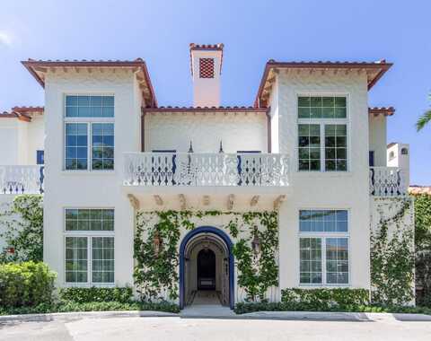 236 Phipps Plaza D, Palm Beach, FL 33480
