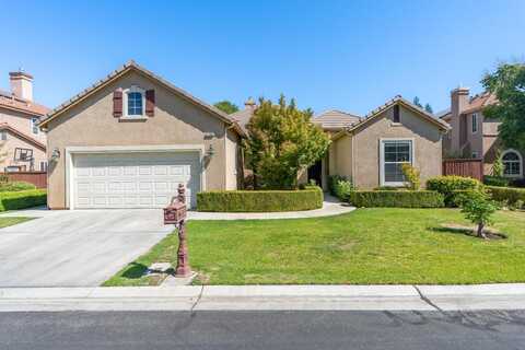 11064 Mitchell Peak Way E, Clovis, CA 93619
