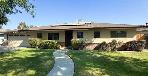 2825 Westgate Drive, Madera, CA 93637