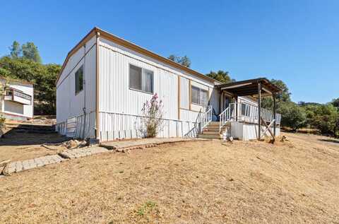 40882 Jean Road, Oakhurst, CA 93644