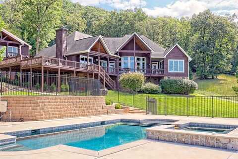 340 AUTUMN TRL, Franklin, NC 28734