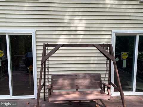 15 CHRISTINA WOODS COURT, NEWARK, DE 19702