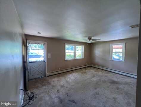 1000 STERIGERE STREET, NORRISTOWN, PA 19401