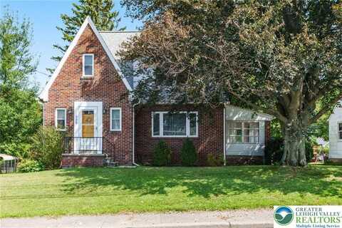 725 E Main Street, Macungie Boro, PA 18062