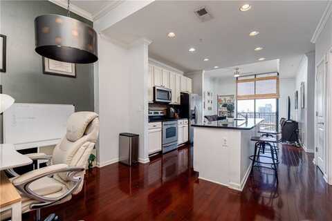 3040 Peachtree Road NW, Atlanta, GA 30305
