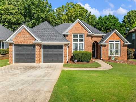 894 Fairview Club Circle, Dacula, GA 30019