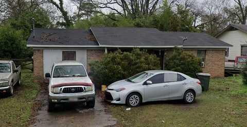 1404 2nd Avenue N, Clanton, AL 35045