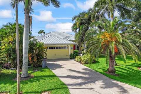 2030 NE 25th Terrace, Cape Coral, FL 33909