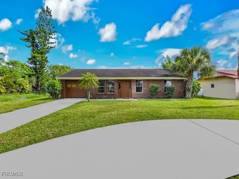 1313 Farmdale Street, Lehigh Acres, FL 33936
