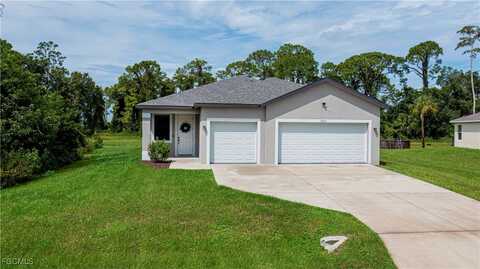 3037 harvard Circle, Labelle, FL 33935