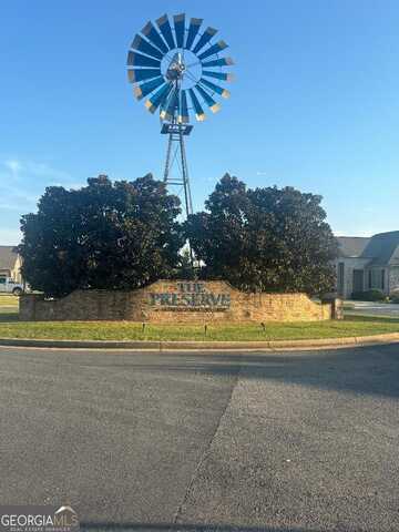 109 Farmers, Perry, GA 31069