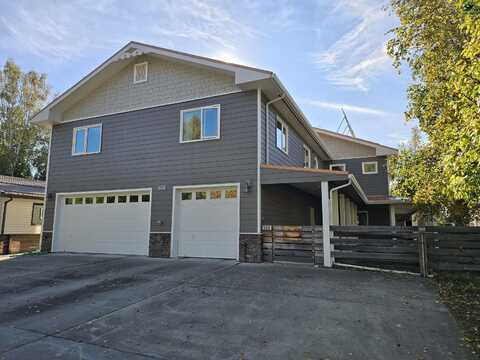 505 CRAIG AVENUE, Fairbanks, AK 99701
