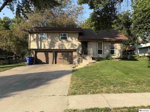 7606 Emiline, La Vista, NE 68128