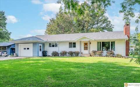 37 10th Street, Woodbine, IA 51579