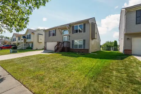 7366 Maplelawn Drive, Ypsilanti, MI 48197