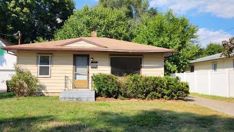 53 Maplelawn Street SW, Grand Rapids, MI 49548