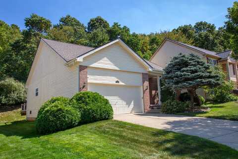 134 Eagle Ridge Road, Lake Orion, MI 48360