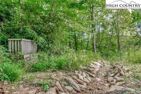 Tbd Sugar Mountain 2 Road, Newland, NC 28657
