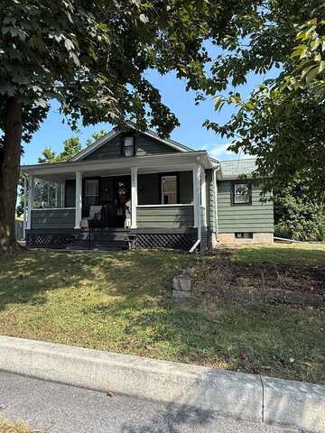 1321 Mt Vernon Ave, Huntingdon, PA 16652