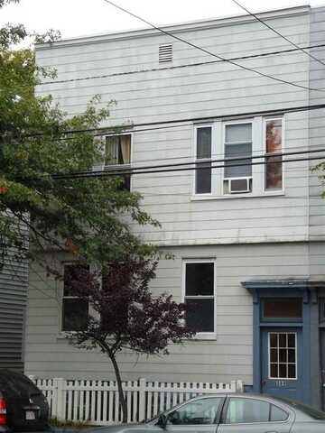 589 AVENUE A, Bayonne, NJ 07002