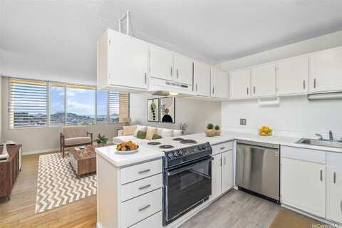 46-255 Kahuhipa Street, Kaneohe, HI 96744