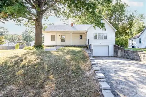2934 Puckett Road, Kansas City, KS 66103
