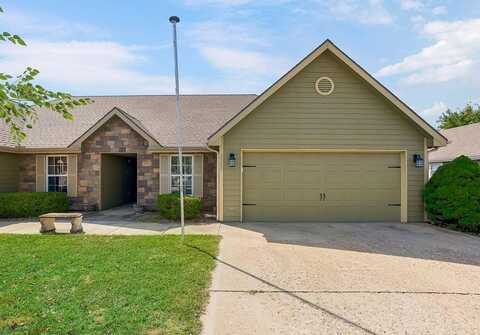 2300 E Sycamore Street, Tonganoxie, KS 66086