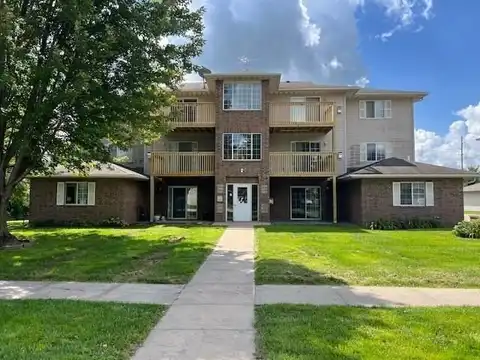 651 Kimberlite St, Tiffin, IA 52340