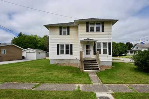 897 Lafayette Ave, Marengo, IA 52301