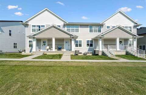 2466 Roycroft Aly, Marion, IA 52302